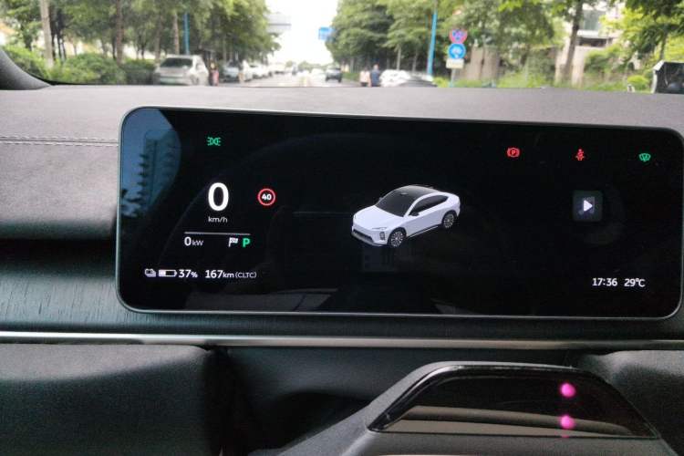 Used Nio EC6 2025 75 kWh Instrument Cluster