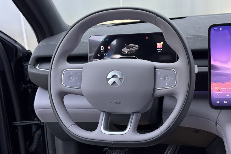 Used Nio EC6 2025 75 kWh Interior 1