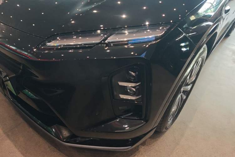 Used Nio EC6 2025 75 kWh Left Front Headlight