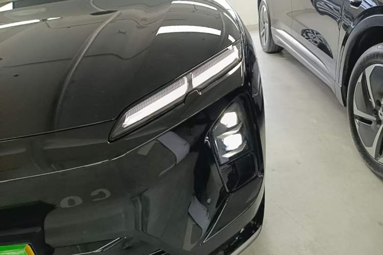 Used Nio EC6 2025 75 kWh Left Front Headlight