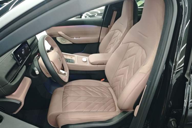Used Nio EC6 2025 75 kWh Left Front Seat