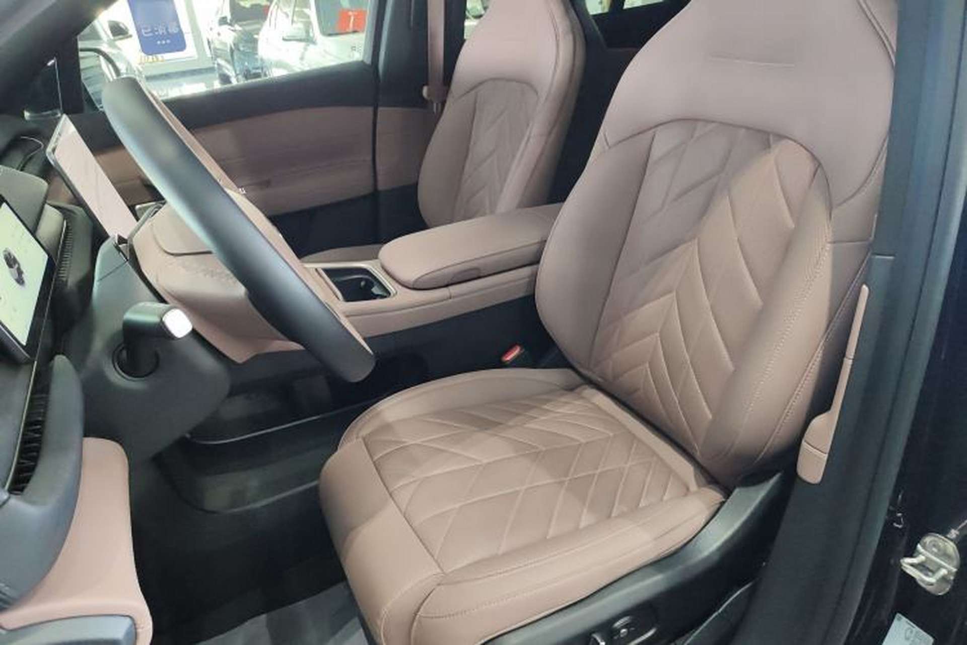 Used Nio EC6 2025 75 kWh Left Front Seat