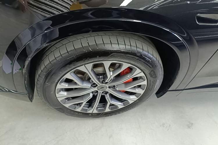Used Nio EC6 2025 75 kWh Left Front Wheel Hub