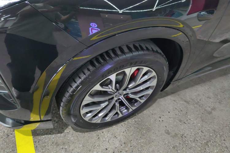 Used Nio EC6 2025 75 kWh Left Front Wheel Hub