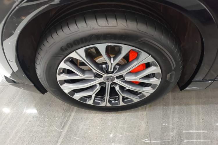 Used Nio EC6 2025 75 kWh Left Front Wheel Hub