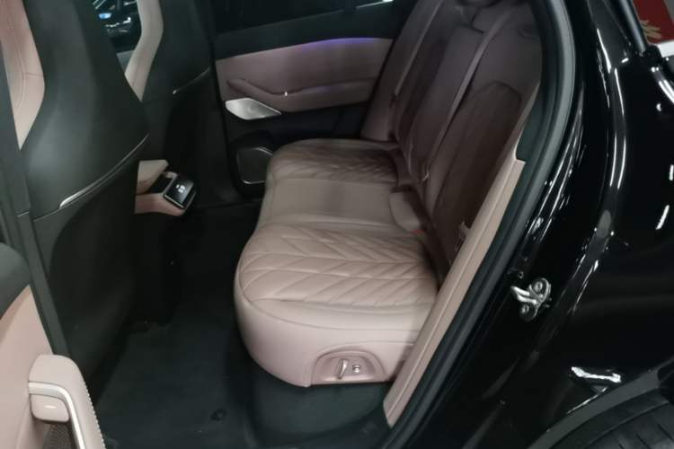 Used Nio EC6 2025 75 kWh Left Rear Seat