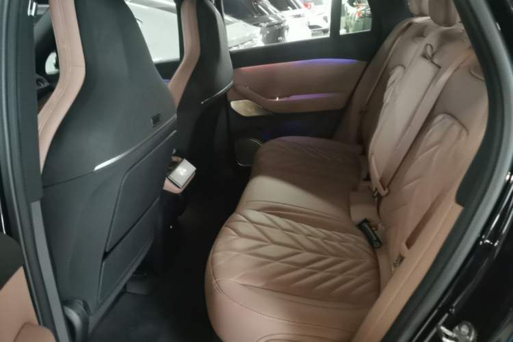 Used Nio EC6 2025 75 kWh Left Rear Seat