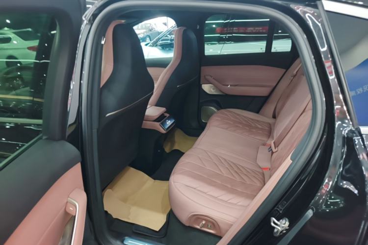 Used Nio EC6 2025 75 kWh Left Rear Seat