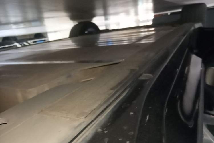Used Nio EC6 2025 75 kWh Left Side Sill