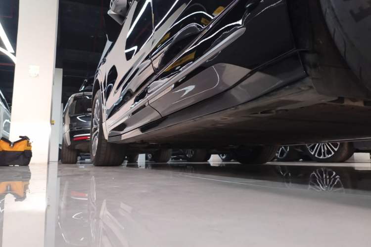Used Nio EC6 2025 75 kWh Left Side Sill