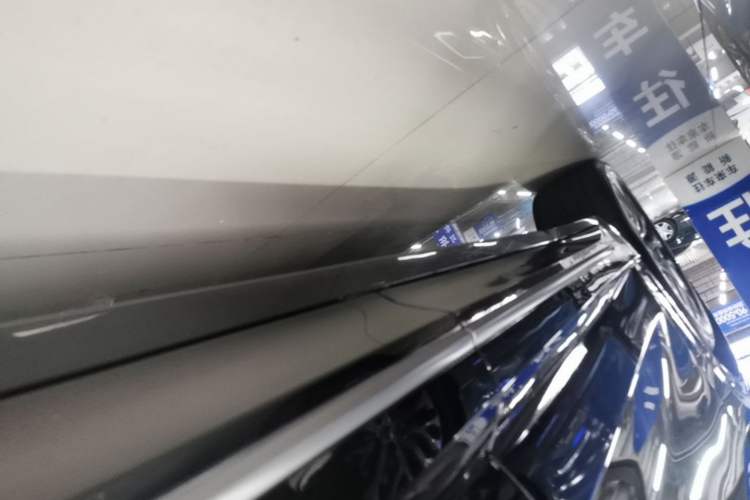Used Nio EC6 2025 75 kWh Left Side Sill