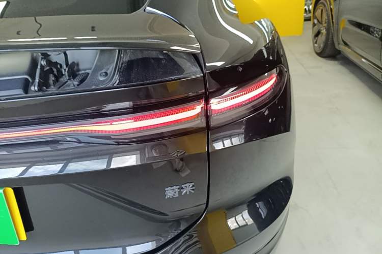 Used Nio EC6 2025 75 kWh Right Rear Taillight