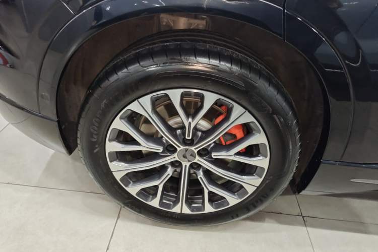 Used Nio EC6 2025 75 kWh Right Rear Wheel Hub