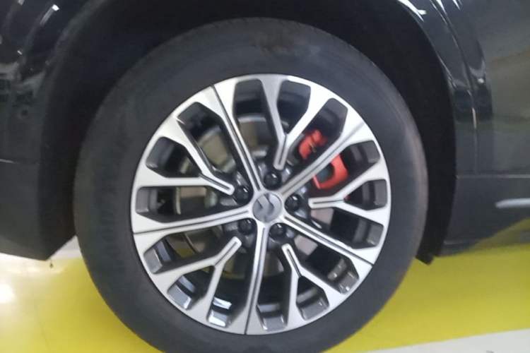 Used Nio EC6 2025 75 kWh Right Rear Wheel Hub