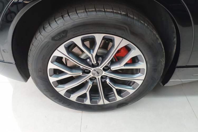 Used Nio EC6 2025 75 kWh Right Rear Wheel Hub