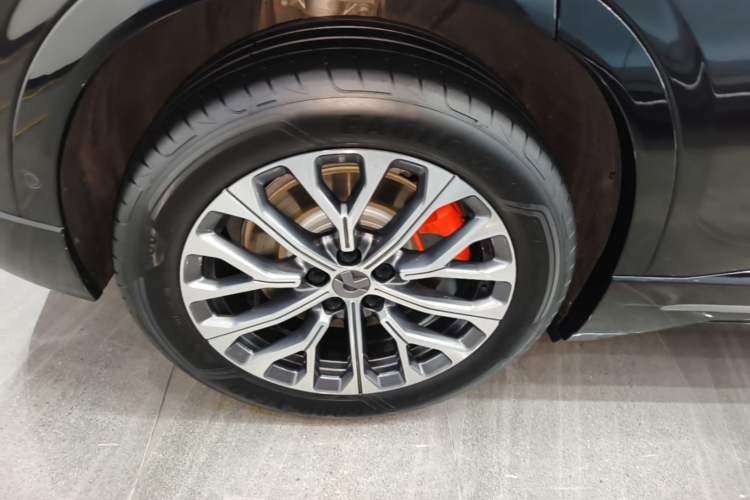 Used Nio EC6 2025 75 kWh Right Rear Wheel Hub