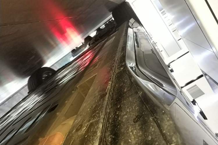 Used Nio EC6 2025 75 kWh Right Side Sill