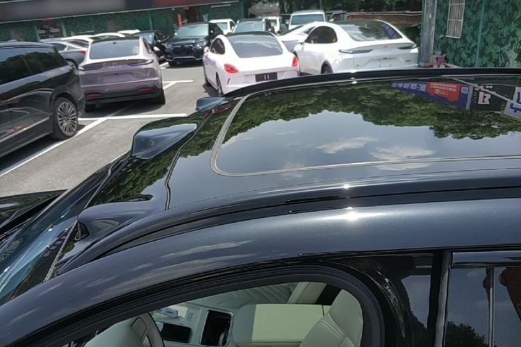 Used Nio EC6 2025 75 kWh Roof