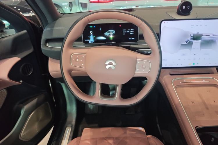 Used Nio EC6 2025 75 kWh Steering Wheel