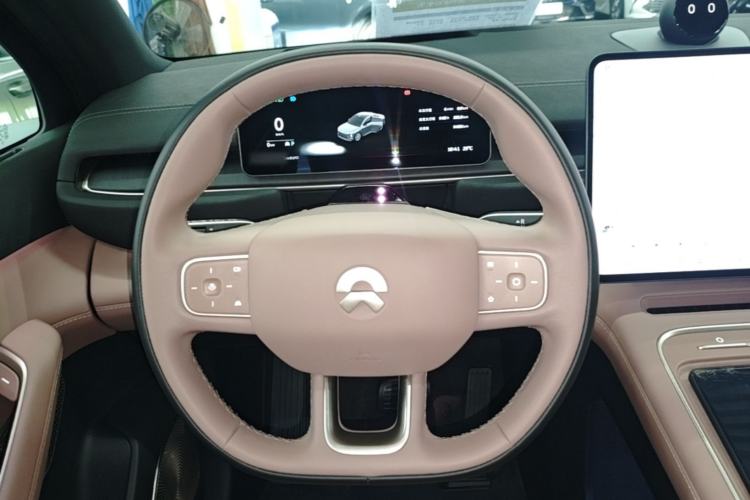 Used Nio EC6 2025 75 kWh Steering Wheel