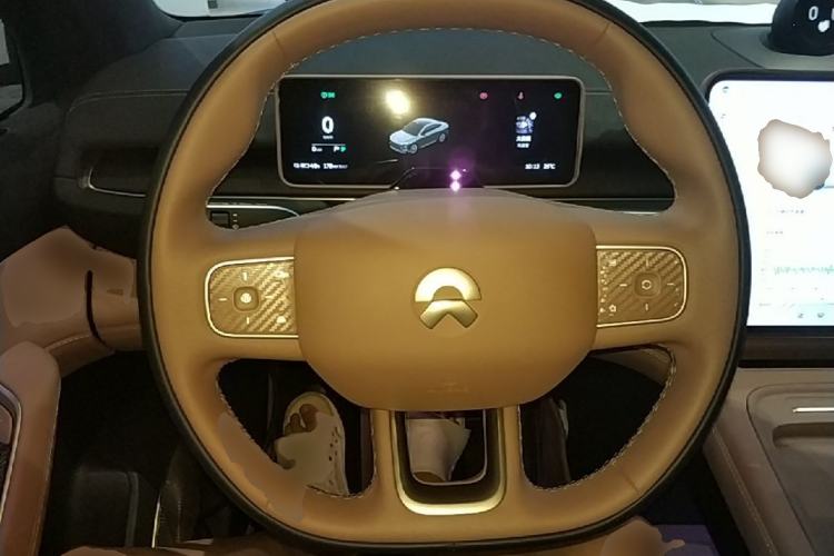 Used Nio EC6 2025 75 kWh Steering Wheel