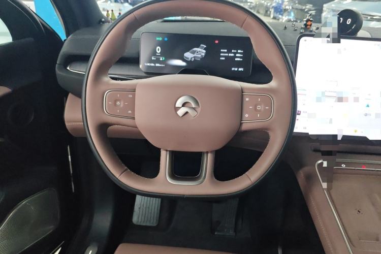 Used Nio EC6 2025 75 kWh Steering Wheel