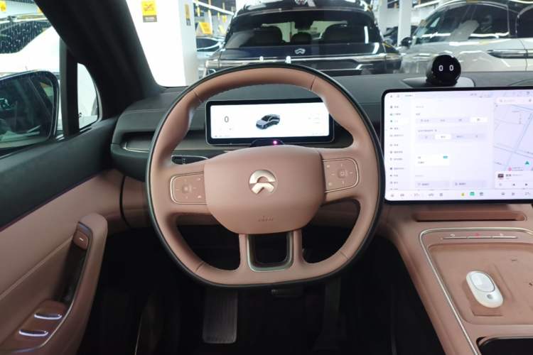 Used Nio EC6 2025 75 kWh Steering Wheel