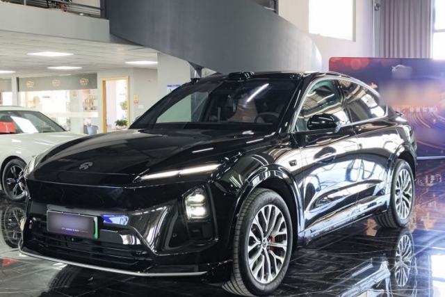 Used Nio EC6 2025 75 kWh