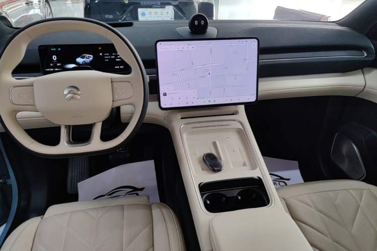 Used Nio EC6 2025 75 kWh Audio And AC Panel
