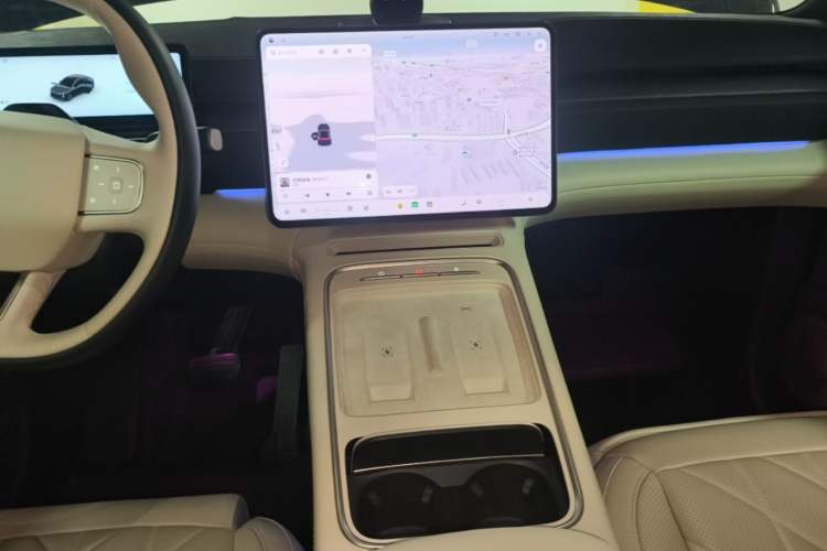 Used Nio EC6 2025 75 kWh Audio And AC Panel