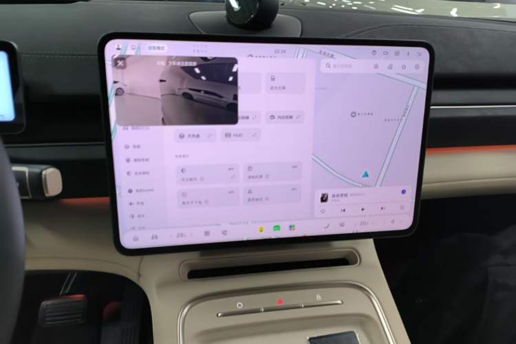 Used Nio EC6 2025 75 kWh Audio And AC Panel