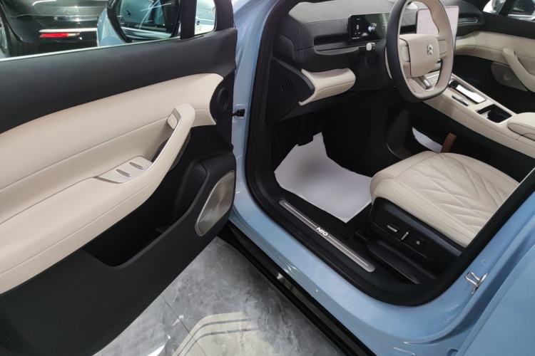Used Nio EC6 2025 75 kWh Driver Seat