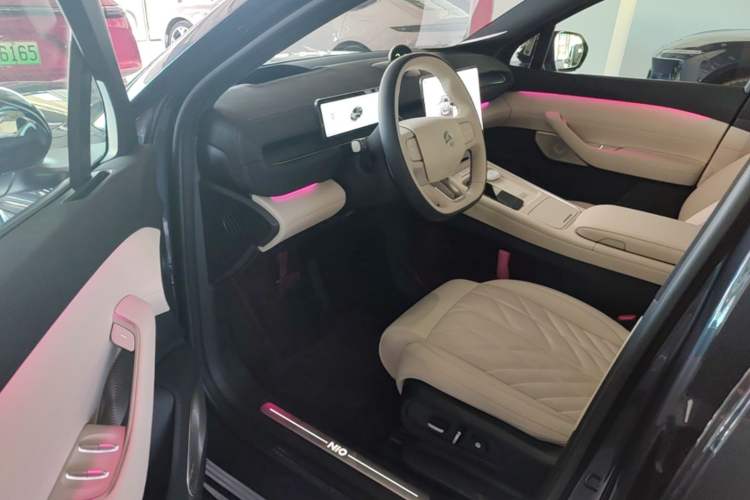 Used Nio EC6 2025 75 kWh Driver Seat