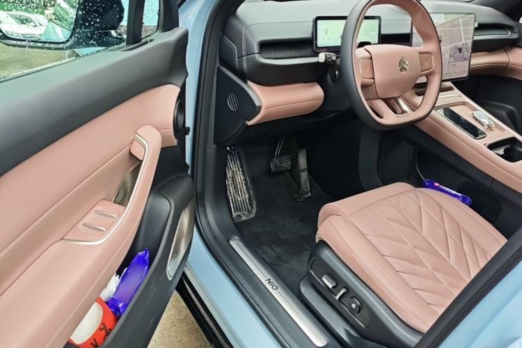 Used Nio EC6 2025 75 kWh Driver Seat