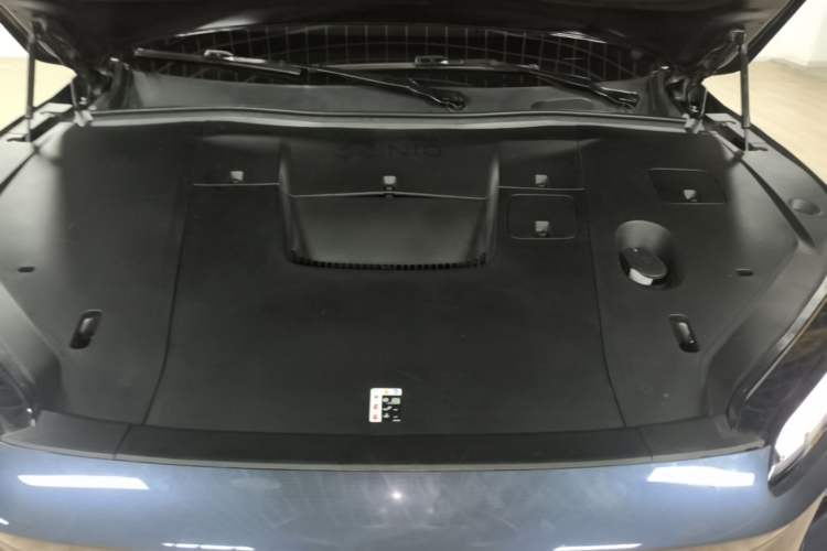 Used Nio EC6 2025 75 kWh Engine Bay
