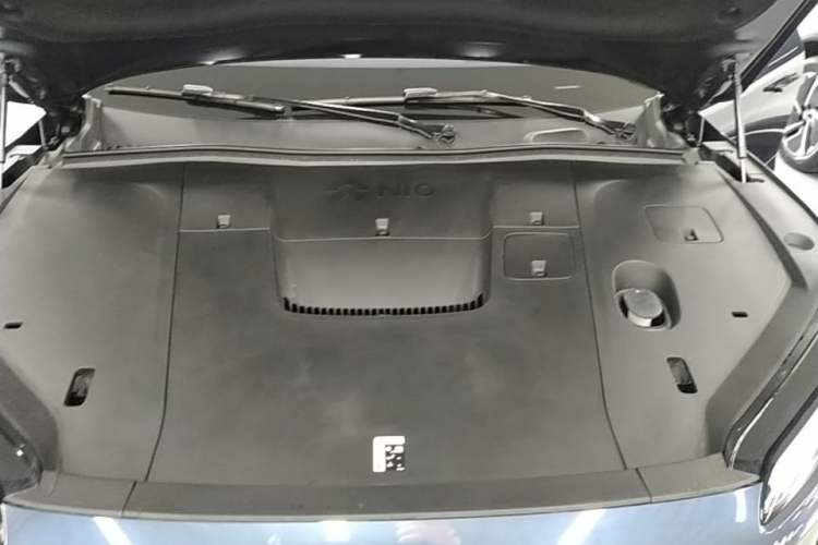 Used Nio EC6 2025 75 kWh Engine Bay