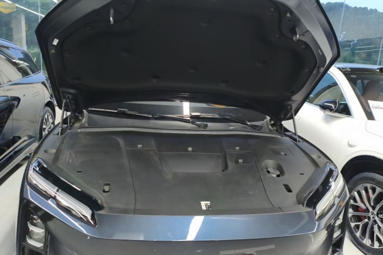 Used Nio EC6 2025 75 kWh Engine Bay