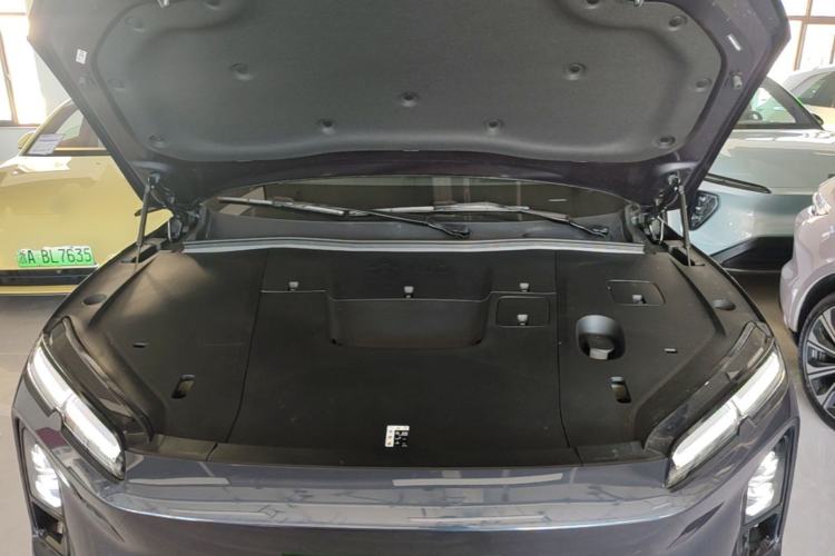 Used Nio EC6 2025 75 kWh Engine Bay