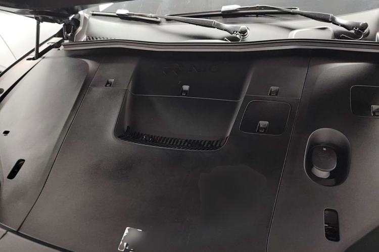 Used Nio EC6 2025 75 kWh Engine Bay