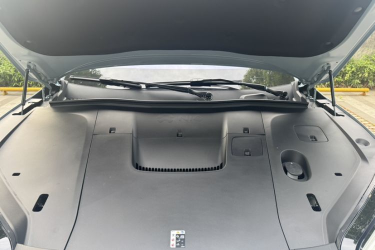 Used Nio EC6 2025 75 kWh Engine Bay