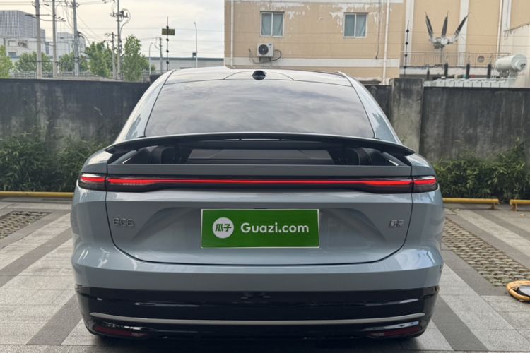 Used Nio EC6 2025 75 kWh Exterior 1