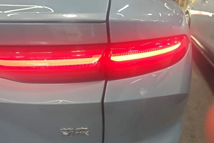 Used Nio EC6 2025 75 kWh Exterior 3