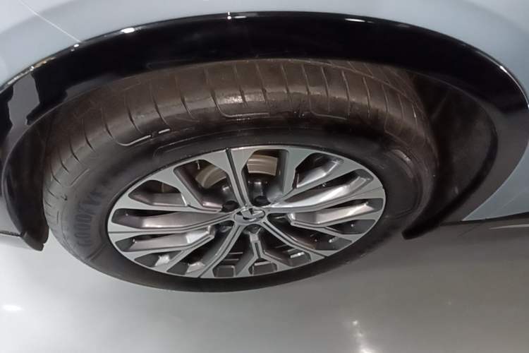 Used Nio EC6 2025 75 kWh Exterior 4