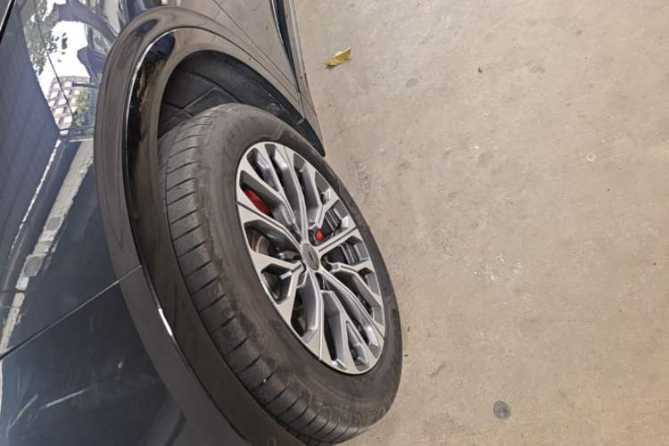 Used Nio EC6 2025 75 kWh Exterior 4