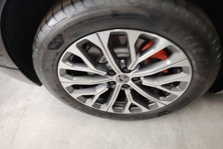 Used Nio EC6 2025 75 kWh Exterior 5