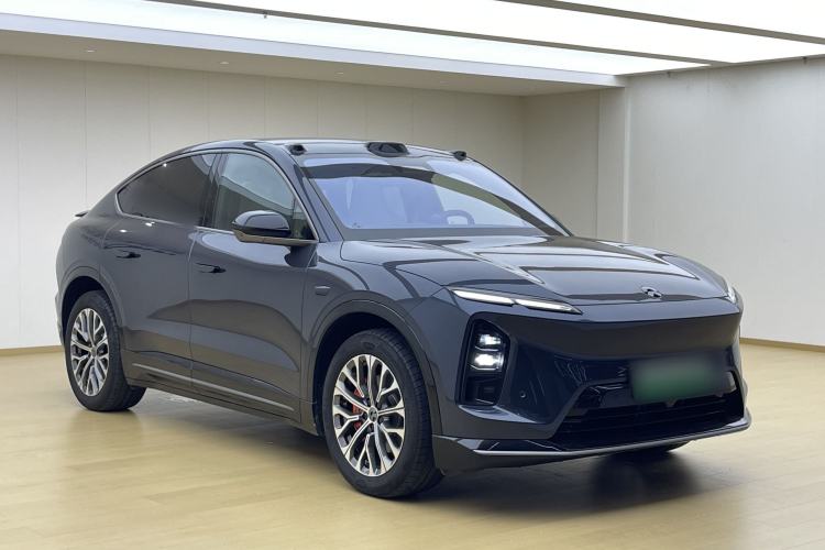 Used Nio EC6 2025 75 kWh Front Right 45 Deg