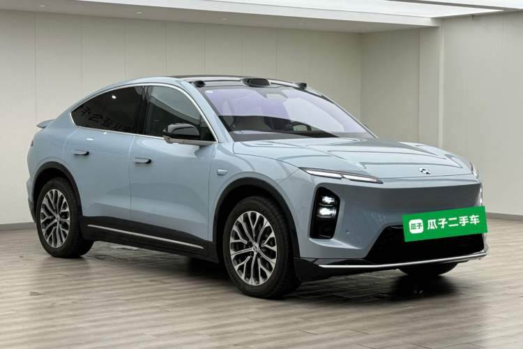 Used Nio EC6 2025 75 kWh Front Right 45 Deg