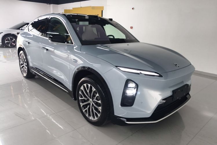 Used Nio EC6 2025 75 kWh Front Right 45 Deg
