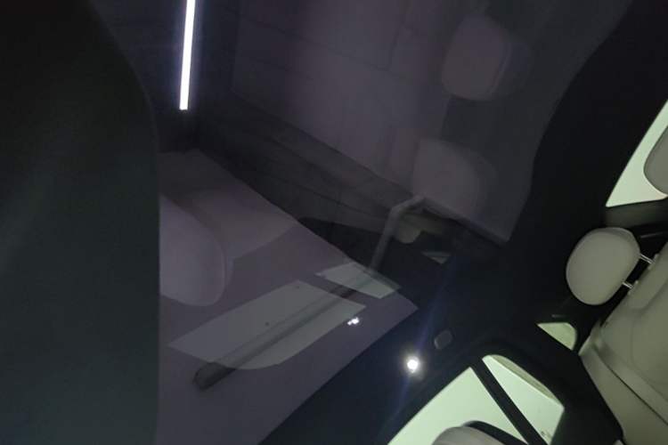 Used Nio EC6 2025 75 kWh Headliner