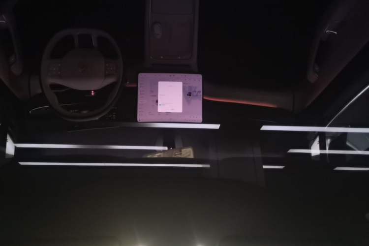 Used Nio EC6 2025 75 kWh Headliner